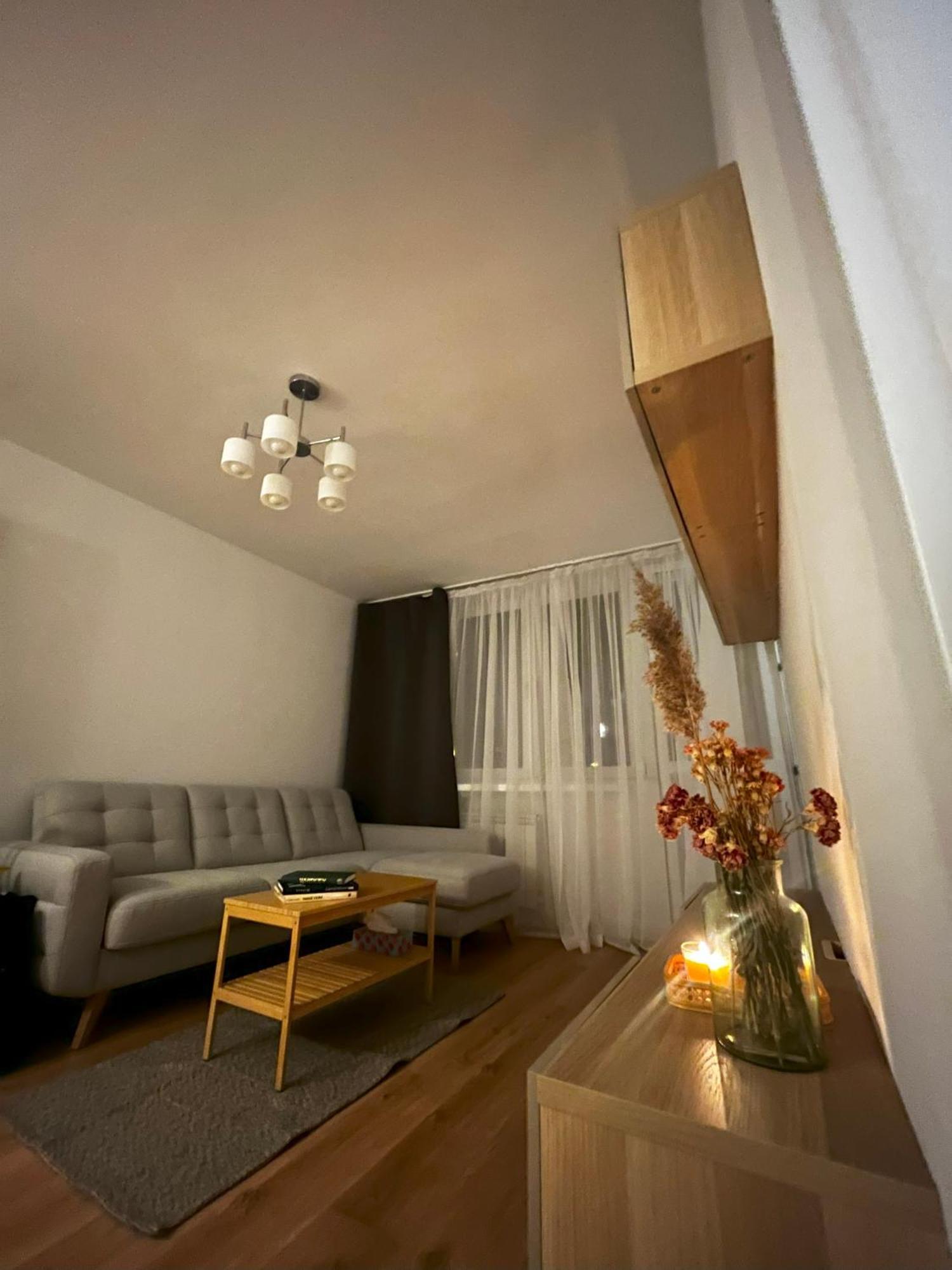 Apartament Mila - Muzeum Polin Lägenhet Warszawa Exteriör bild